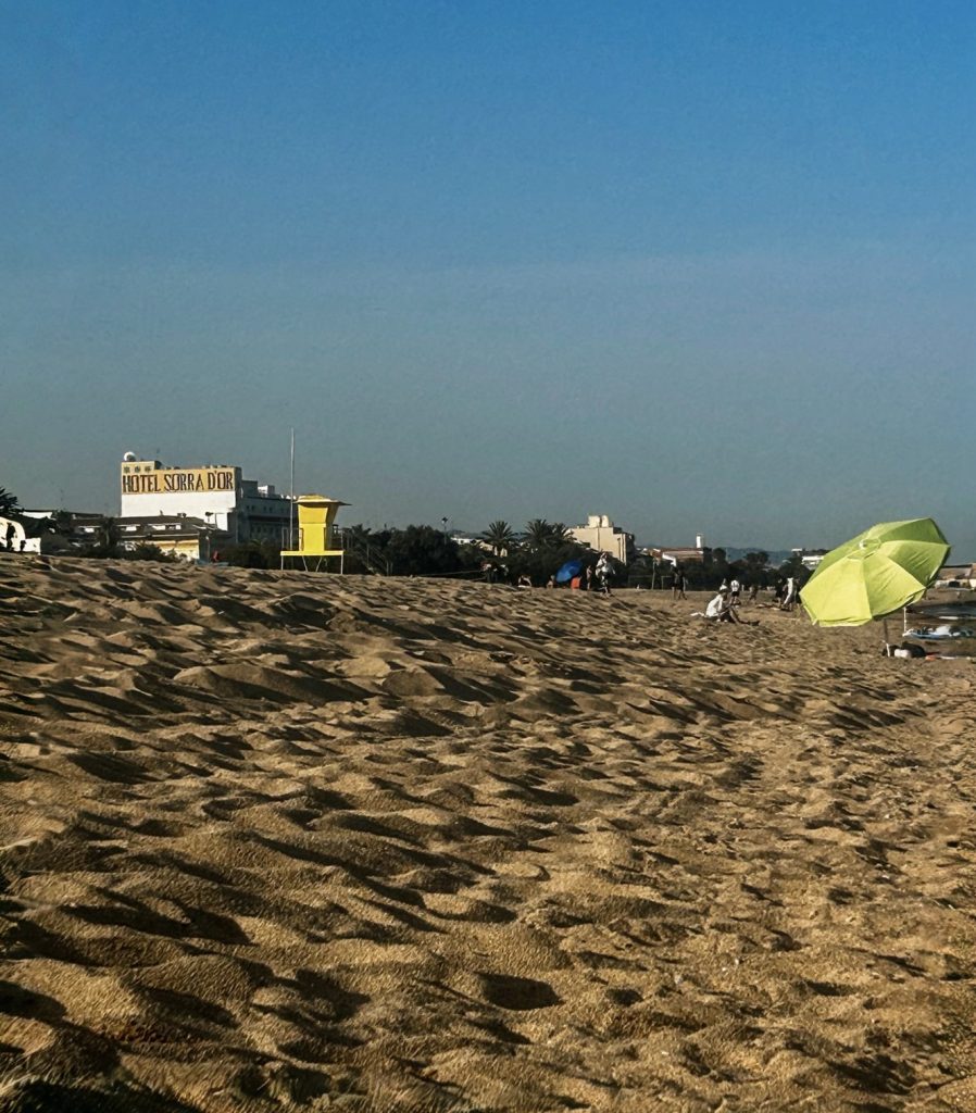 Plaža i mediteranski pejzaž u Malgrat de Maru 